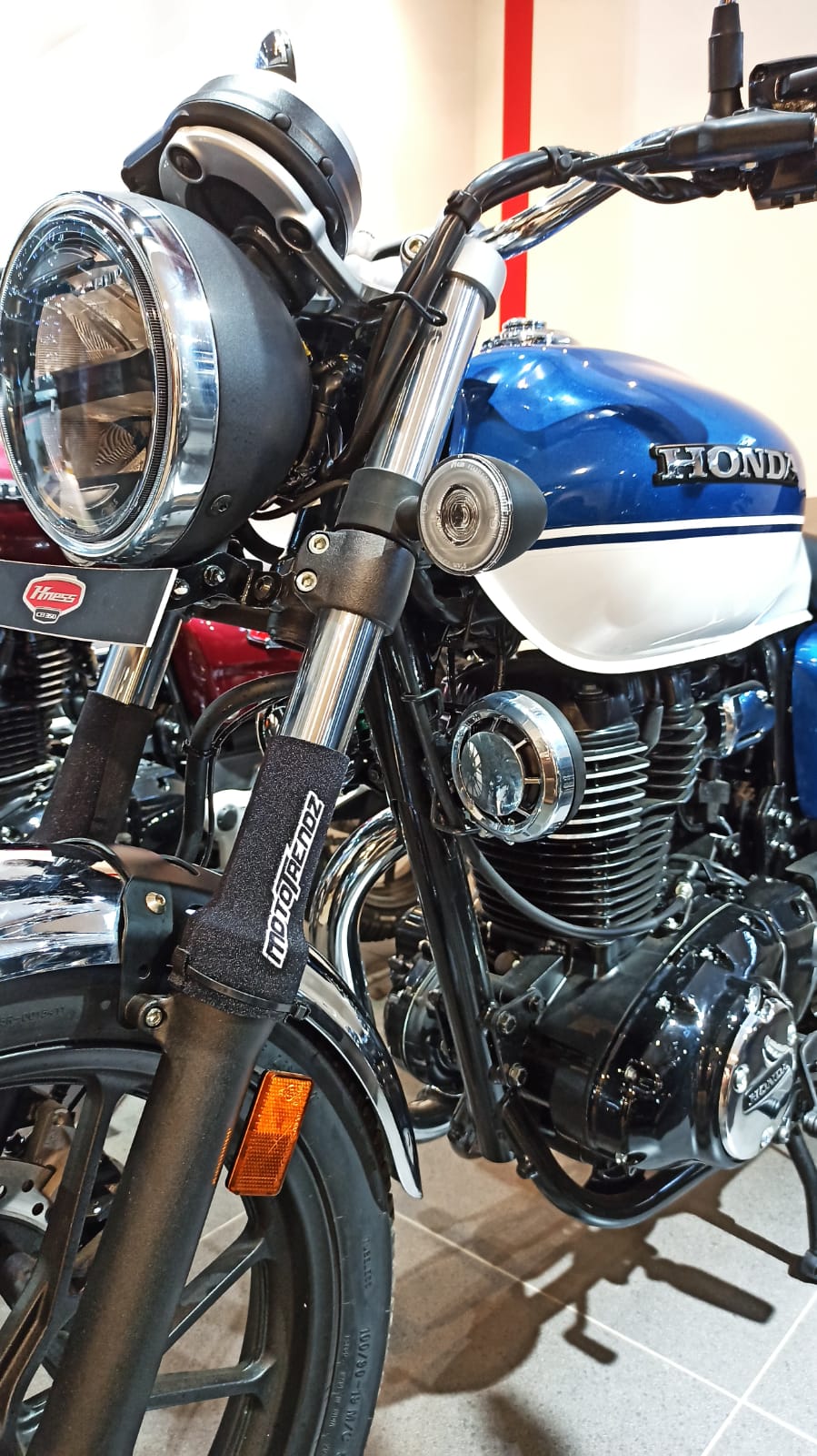 MOTOTRENDZ UNIVERSAL FORK SEAL COVERS