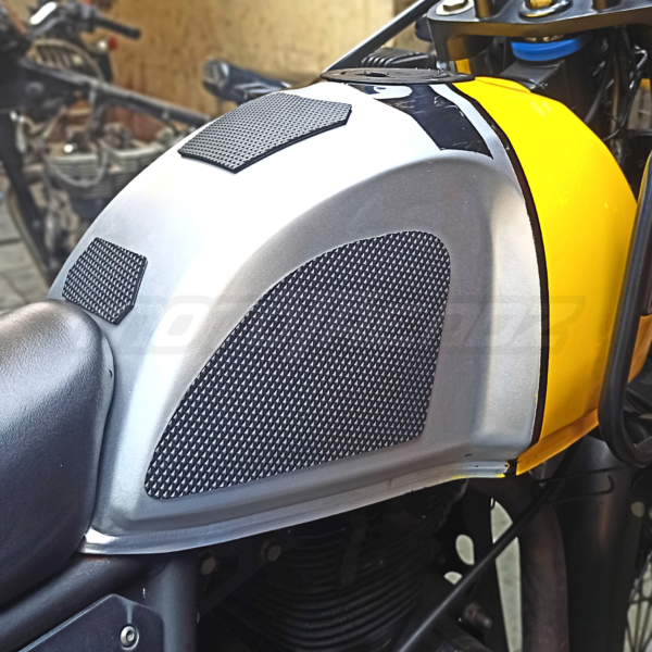 MOTOTRENDZ TRACTION PADS RE HIMALAYAN (SIDES)
